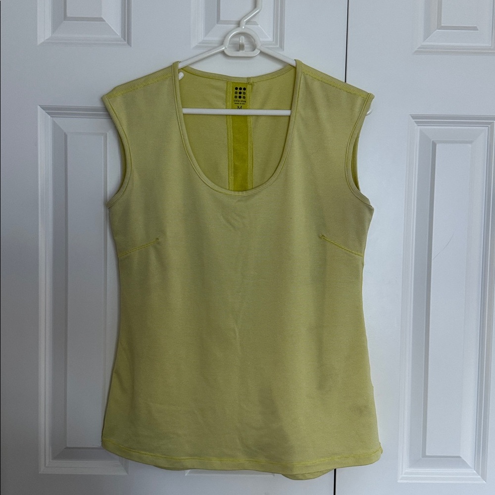Title Nine Women's Light Yellow Tank Top